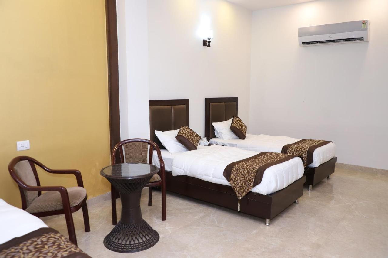 Nirvana Rooms Gurgaon Exterior foto